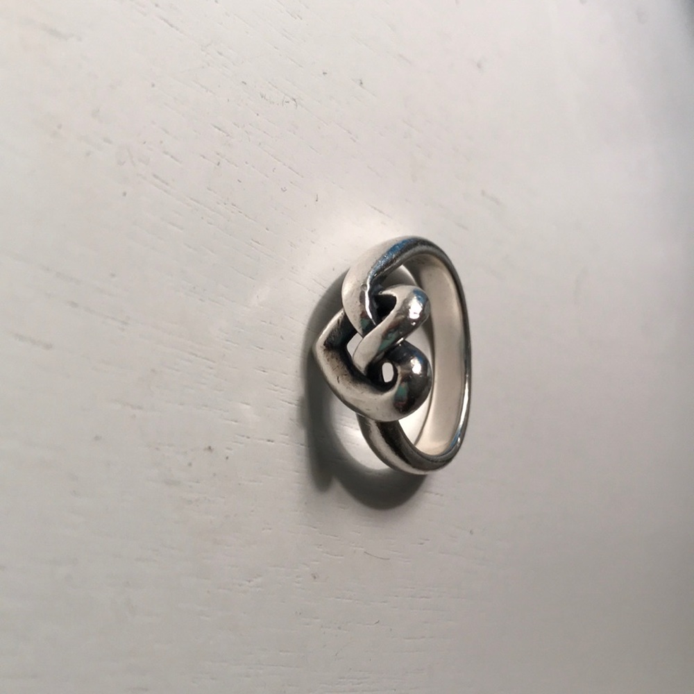James Avery Heart Knot Ring 7.5